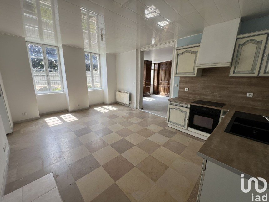 Maison 6 pièces de 120 m² à Niort (79000)
