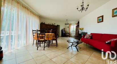 Traditional house 4 rooms of 107 m² in La Londe-les-Maures (83250)