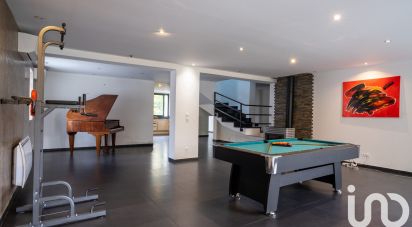 Architect house 6 rooms of 262 m² in Yerres (91330)