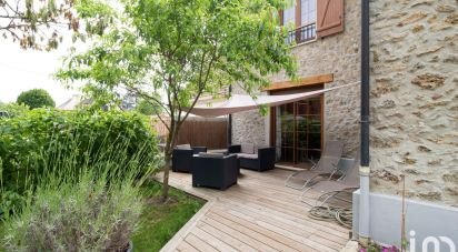 House 8 rooms of 190 m² in Favières (77220)