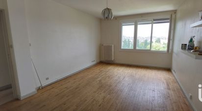 Apartment 3 rooms of 56 m² in Poitiers (86000)