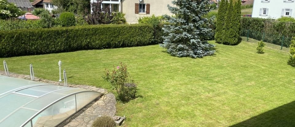 Maison 13 pièces de 300 m² à Chavannes-sur-l'Étang (68210)