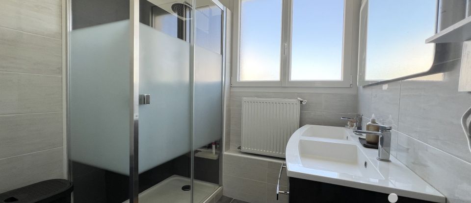 Appartement 3 pièces de 83 m² à La Rochelle (17000)