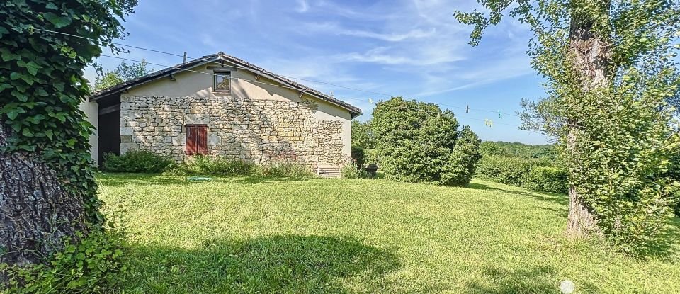 Gîte 5 pièces de 155 m² à Castelnau-Montratier (46170)