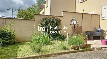 House 6 rooms of 94 m² in Dourdan (91410)