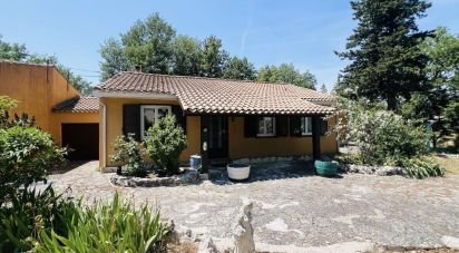 House 7 rooms of 167 m² in Forcalqueiret (83136)