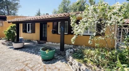 House 7 rooms of 167 m² in Forcalqueiret (83136)