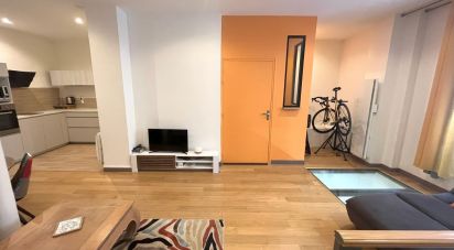 Apartment 2 rooms of 65 m² in Paris (75016)