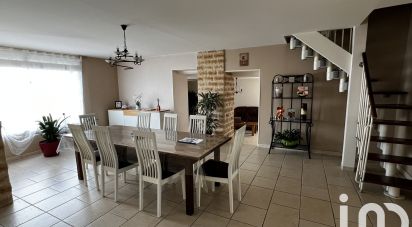 House 6 rooms of 142 m² in Fontenay-le-Marmion (14320)