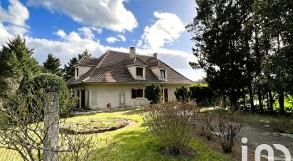 Traditional house 8 rooms of 257 m² in Le Vernet (03200)