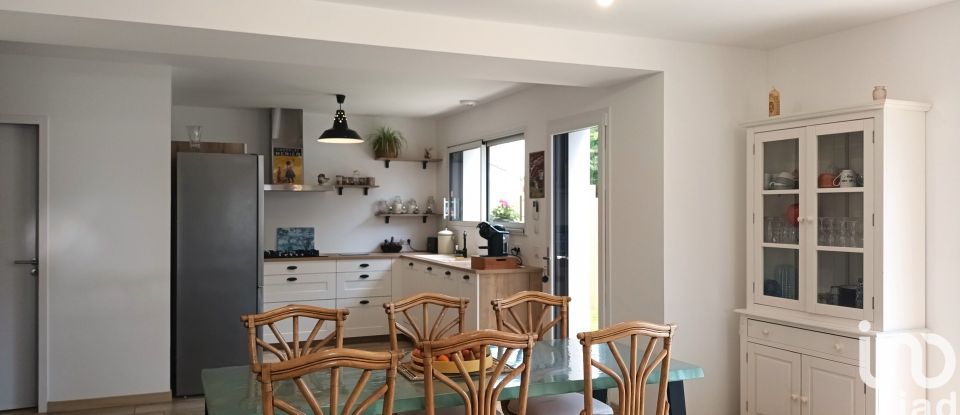 Maison 6 pièces de 115 m² à Talmont-Saint-Hilaire (85440)