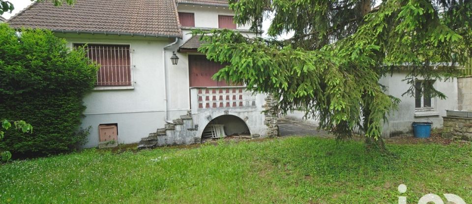 Maison traditionnelle 10 pièces de 173 m² à Savigny-sur-Orge (91600)