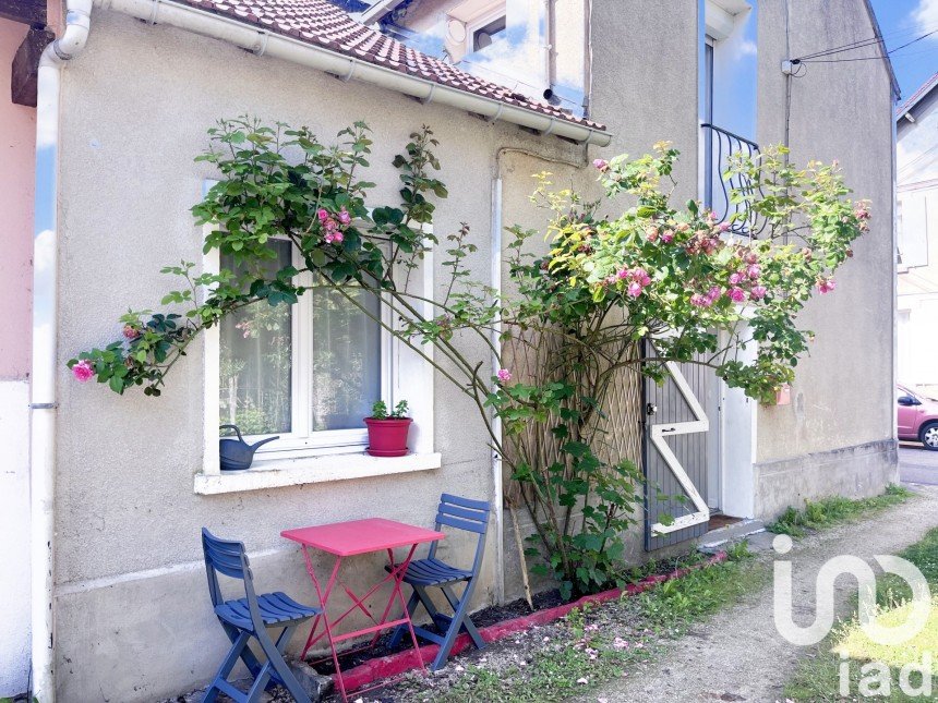 Town house 5 rooms of 80 m² in Recloses (77760)