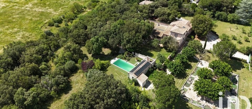 Country house 10 rooms of 323 m² in Uzès (30700)