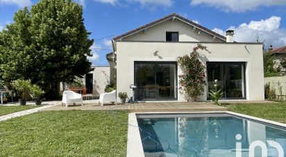 Maison 5 pièces de 163 m² à Gaillac (81600)