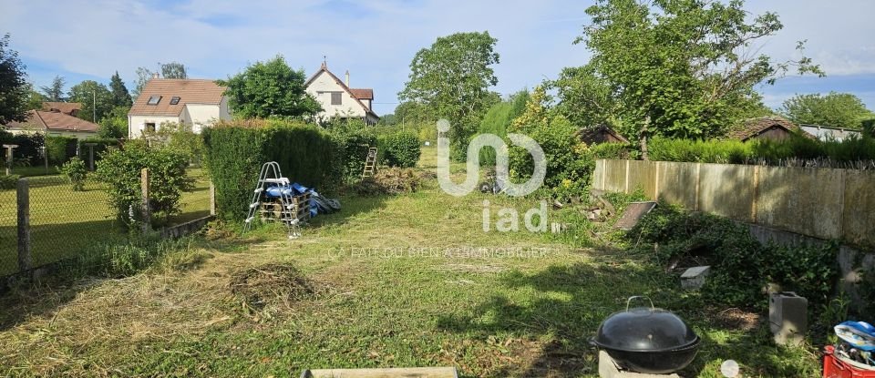 Maison 4 pièces de 121 m² à Mehun-sur-Yèvre (18500)