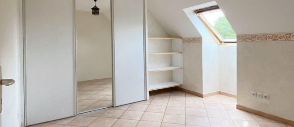 Maison 5 pièces de 112 m² à Compiègne (60200)