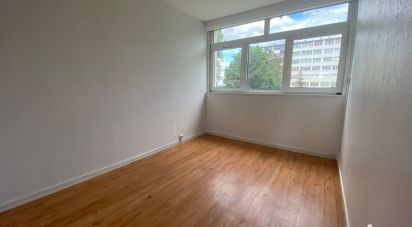 Apartment 4 rooms of 72 m² in Viry-Châtillon (91170)