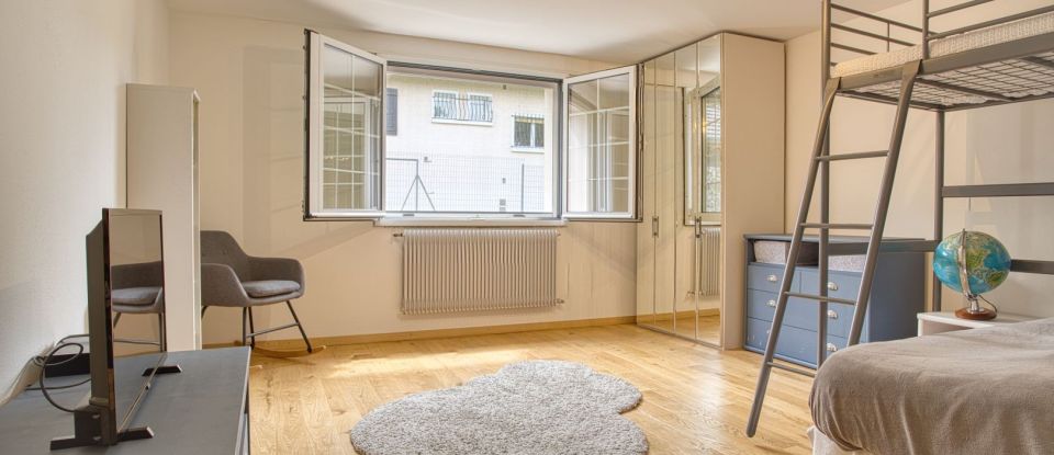 Maison 7 pièces de 196 m² à Ségny (01170)