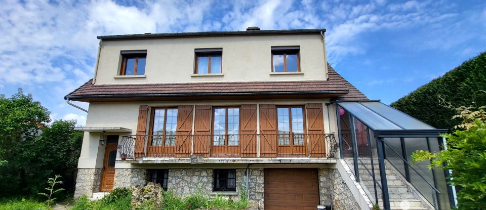 Building in Plaisir (78370) of 164 m²