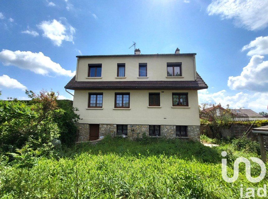 Building in Plaisir (78370) of 164 m²