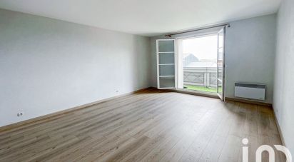 Appartement 3 pièces de 63 m² à Combs-la-Ville (77380)