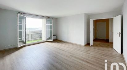 Appartement 3 pièces de 63 m² à Combs-la-Ville (77380)