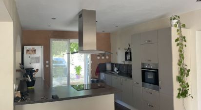 House 7 rooms of 157 m² in Beauvallon (26800)