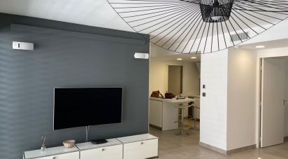 Apartment 3 rooms of 73 m² in Saint-Tropez (83990)