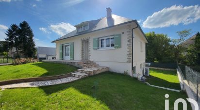 Maison traditionnelle 7 pièces de 156 m² à La Chartre-sur-le-Loir (72340)
