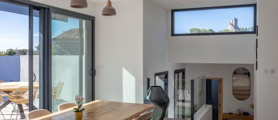 Maison 7 pièces de 227 m² à Nîmes (30000)