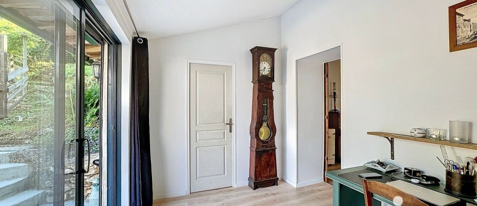 Maison 6 pièces de 130 m² à La Celle-sur-Morin (77515)