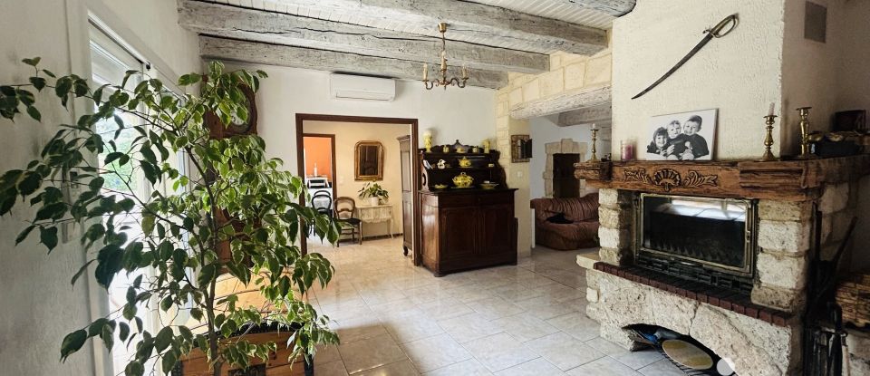 Traditional house 5 rooms of 144 m² in Villeveyrac (34560)