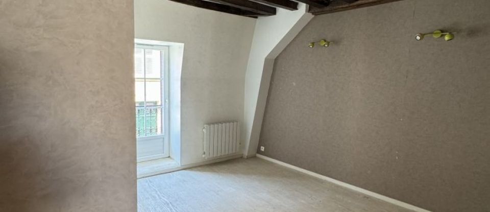 House 4 rooms of 93 m² in Moulins (03000)