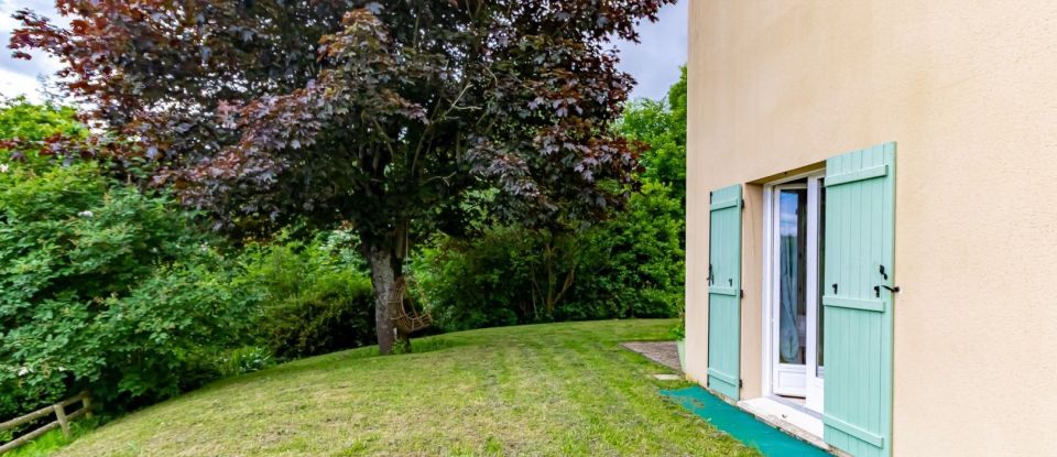 Maison 6 pièces de 121 m² à Gaillon-sur-Montcient (78250)