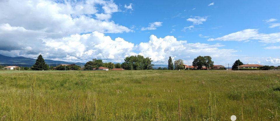 Land of 1,262 m² in Saint-Jeure-d'Ay (07290)