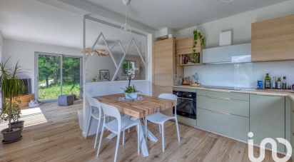 Maison 5 pièces de 100 m² à Saint-Théoffrey (38119)