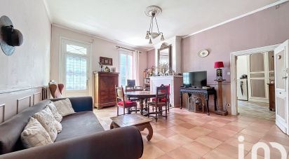 House 8 rooms of 273 m² in Saint-Louis-de-Montferrand (33440)