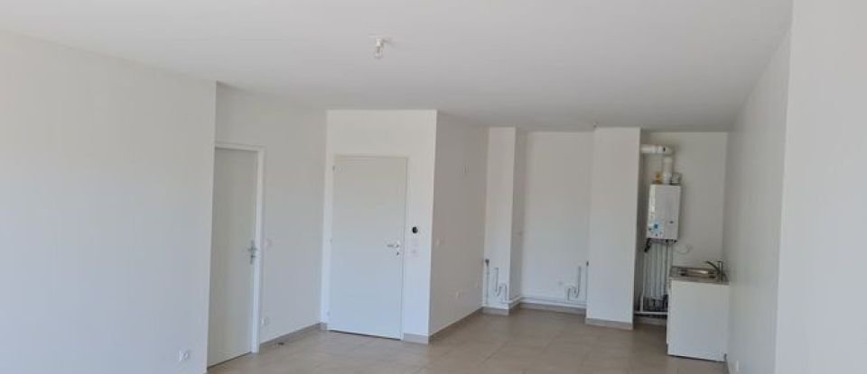 Appartement 3 pièces de 79 m² à Sainte-Geneviève-des-Bois (91700)