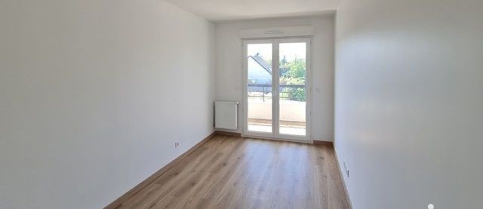 Appartement 3 pièces de 79 m² à Sainte-Geneviève-des-Bois (91700)