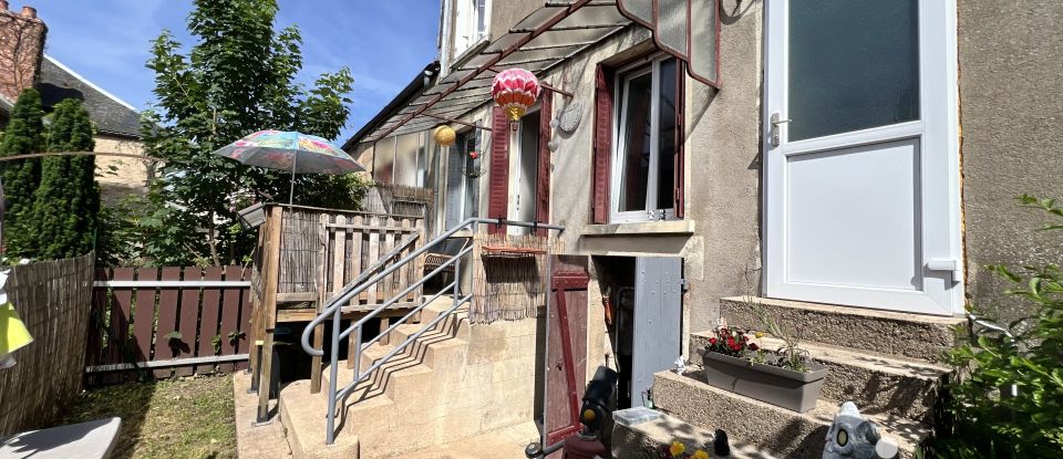 Maison 5 pièces de 148 m² à Cussy-en-Morvan (71550)