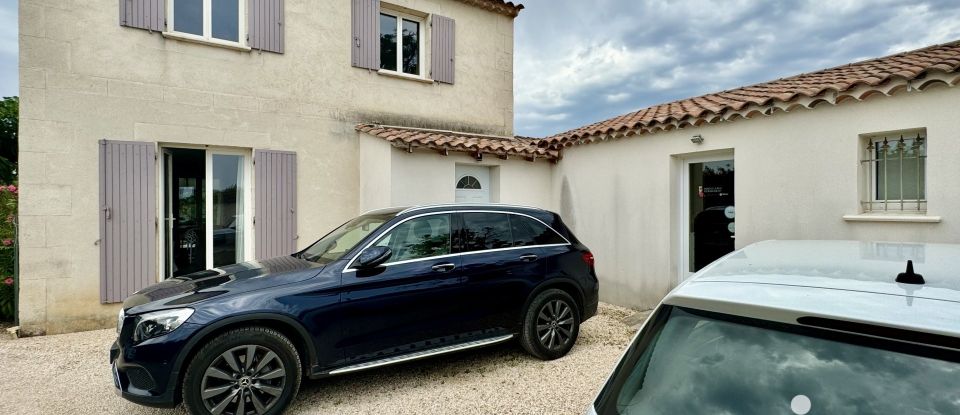 Maison traditionnelle 5 pièces de 138 m² à Beaucaire (30300)