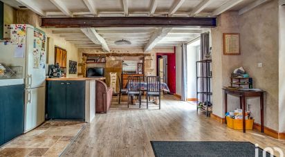 House 7 rooms of 162 m² in Saint-Bonnet-de-Chavagne (38840)