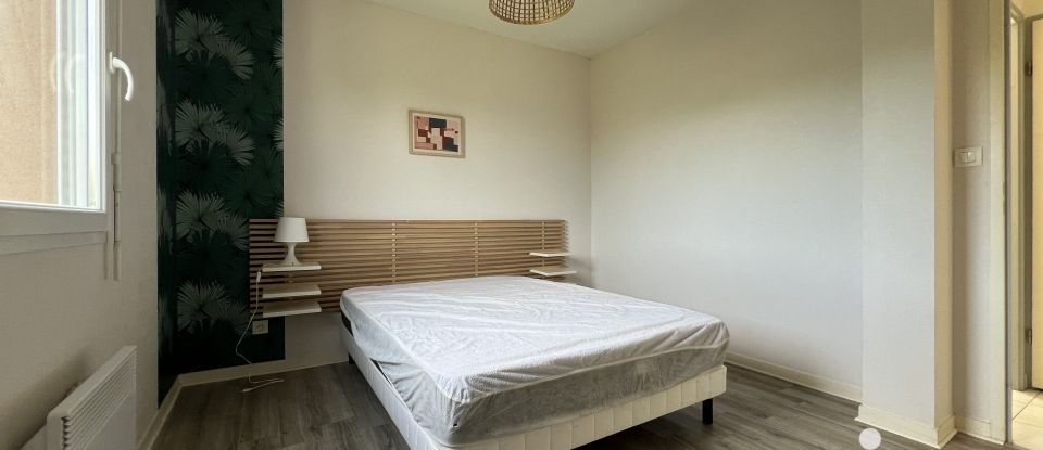 Duplex 4 rooms of 90 m² in Pouzauges (85700)
