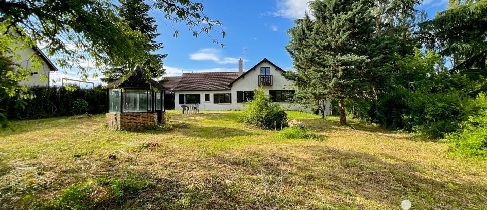 Maison 6 pièces de 183 m² à Subligny (89100)