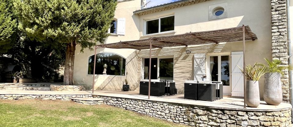 Country house 7 rooms of 181 m² in Saint-Restitut (26130)