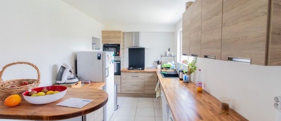 Maison 4 pièces de 75 m² à Sainte-Hermine (85210)