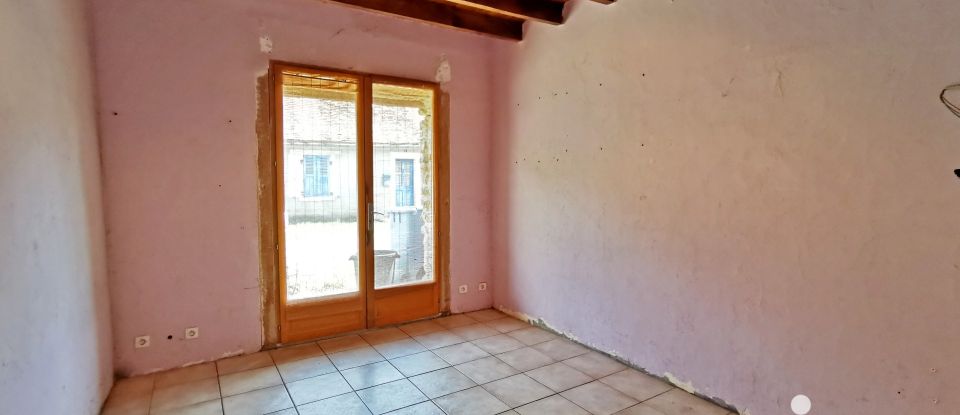 Village house 5 rooms of 103 m² in Celon (36200)