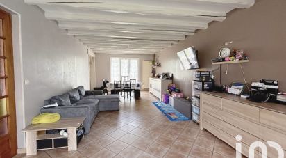 House 5 rooms of 109 m² in Saint-Pierre-lès-Nemours (77140)
