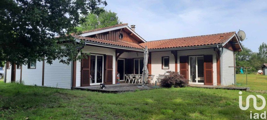 Country house 5 rooms of 143 m² in Sanguinet (40460)